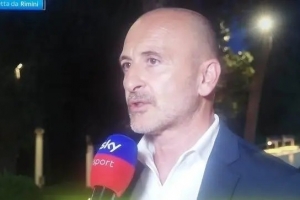 火爆欧冠塔林弗罗拉vs萨布塔洛比赛回放_火爆欧冠塔林弗罗拉vs萨布塔洛比赛回放在线观看_免费看直播