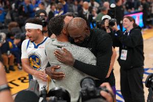 NBA雄鹿vs热火_NBA雄鹿vs热火在线观看_免费看直播