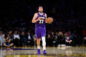 NBA活塞vs尼克斯_NBA活塞vs尼克斯在线观看_免费看直播