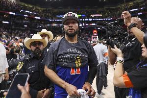 NBA雄鹿vs勇士低调看直播_NBA雄鹿vs勇士低调看直播在线观看_免费看直播