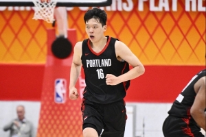 最新NBA篮网vs国王jrs直播_最新NBA篮网vs国王jrs直播在线观看_免费看直播